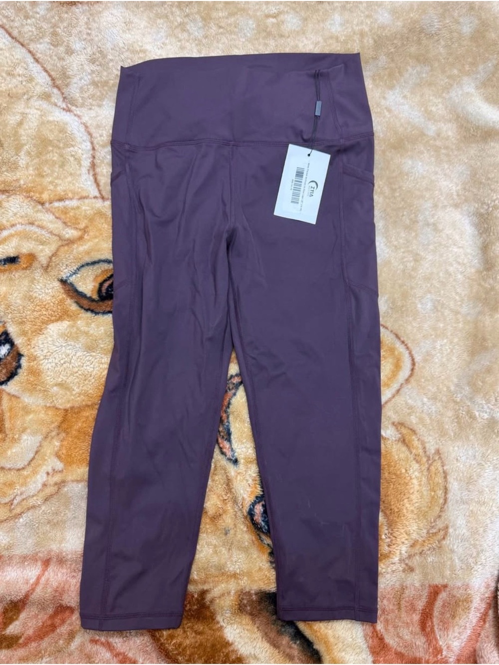 ZYIA Leggings in Plum Purple